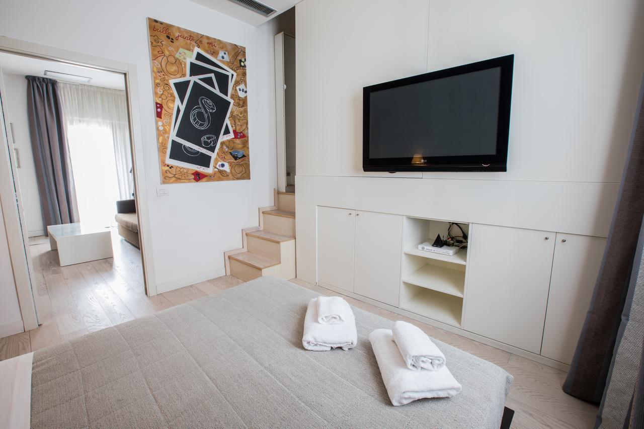 Appartement Attico Santa Brigida à Naples Extérieur photo