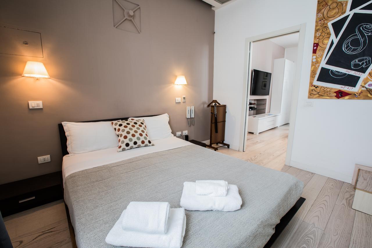 Appartement Attico Santa Brigida à Naples Extérieur photo