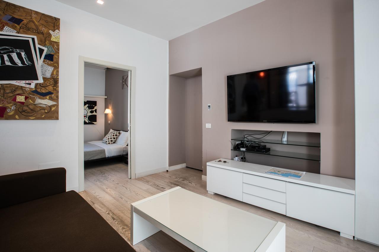 Appartement Attico Santa Brigida à Naples Extérieur photo